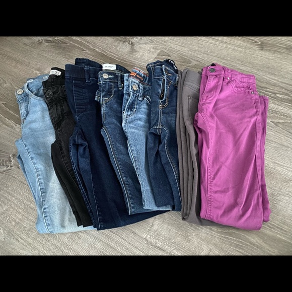 Jeans - Picture 1 of 8